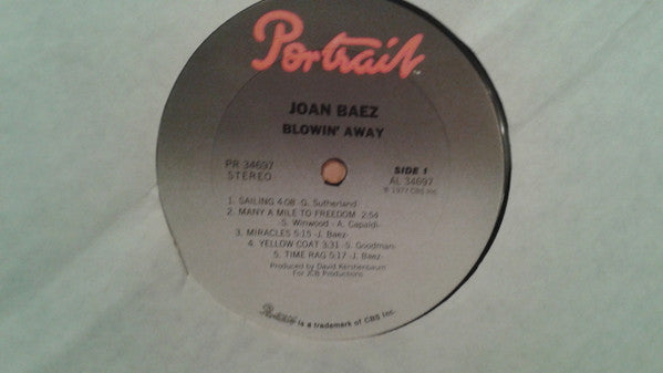 Joan Baez - Blowin' Away