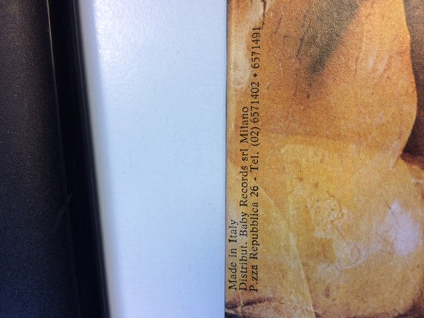 Area - Arbeit Macht Frei (Il Lavoro Rende Liberi)