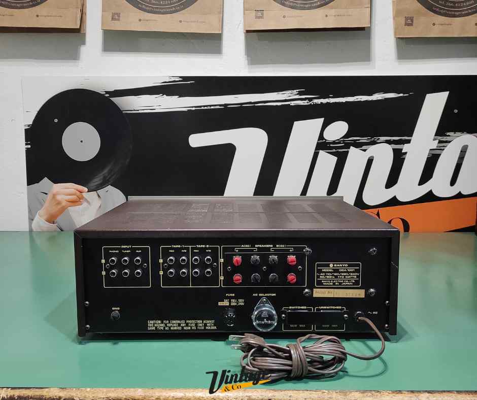Amplificatore Sanyo DCA 1001
