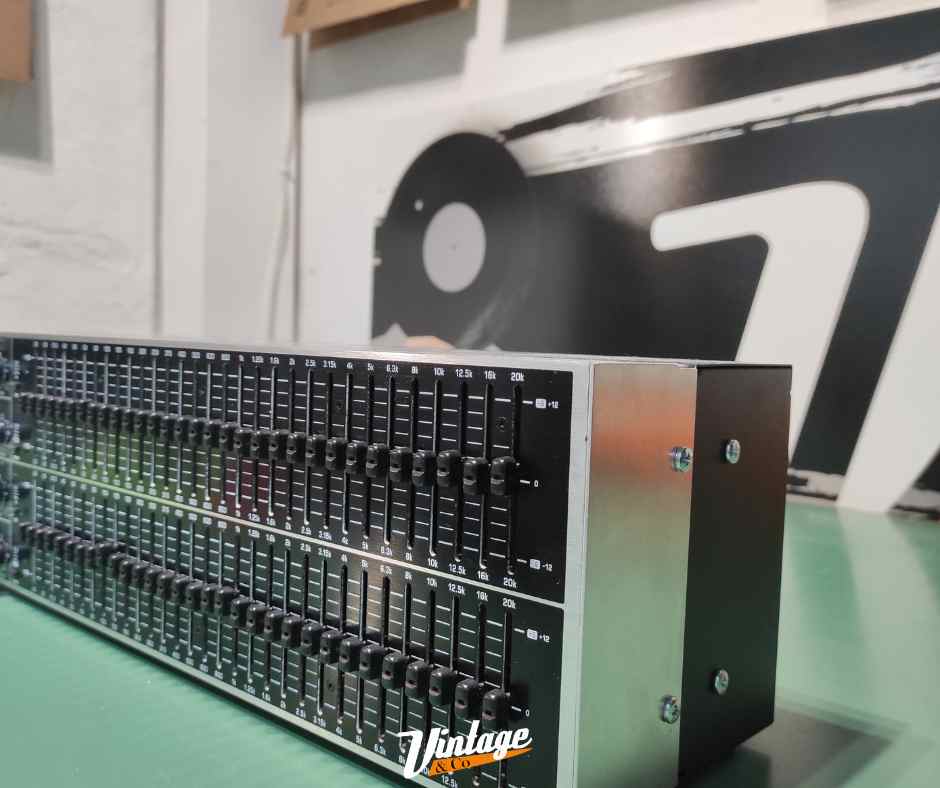 Equalizzatore grafico Behringer FBQ6200HD Ultragraph Pro