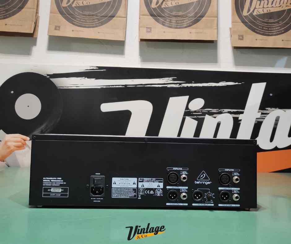 Equalizzatore grafico Behringer FBQ6200HD Ultragraph Pro