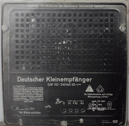 Kraftwerk - Radio-Activity
