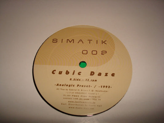 Cubic Daze - Analogic