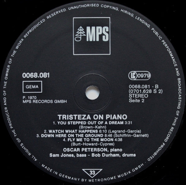 The Oscar Peterson Trio - Tristeza On Piano