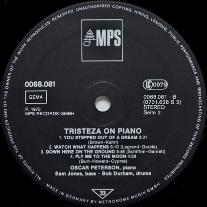 The Oscar Peterson Trio - Tristeza On Piano