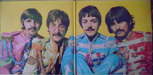The Beatles - Sgt. Pepper's Lonely Hearts Club Band