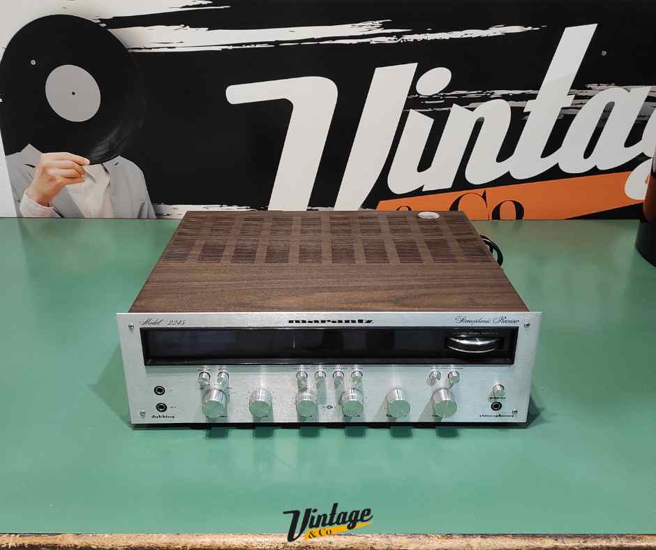 Sinto amplificatore Marantz model 2245