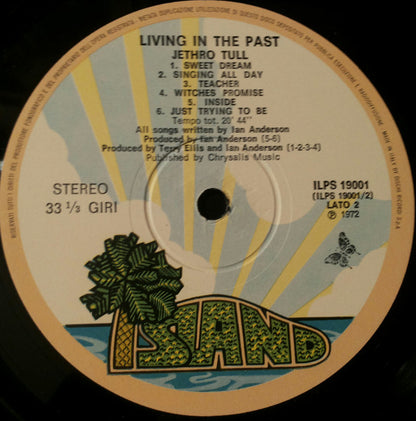 Jethro Tull - Living In The Past
