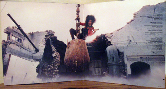 Grace Slick - Welcome To The Wrecking Ball!