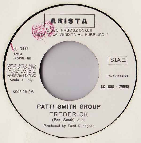 Patti Smith Group / Billy Moore ‎– Frederick / Go Dance - (7")